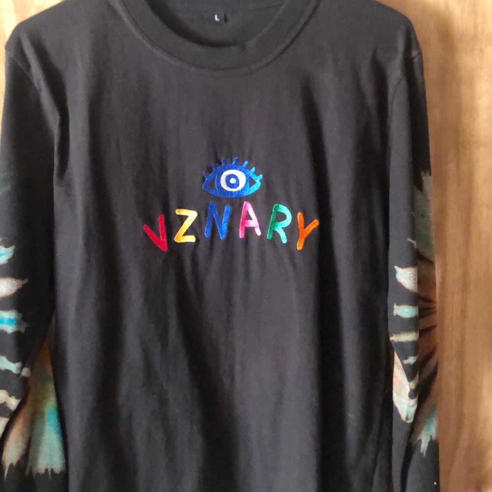 brand new VZNARY TEE
